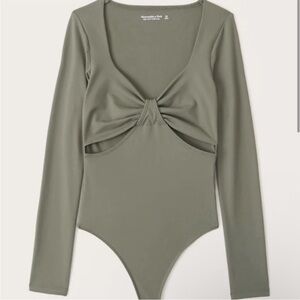 Abercrombie & Fitch Cut Out Body Suit Women’s Size Small Green Holiday Party